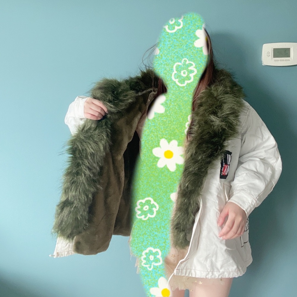 Oversized faux fur parka jacket - Picture 4 of 13